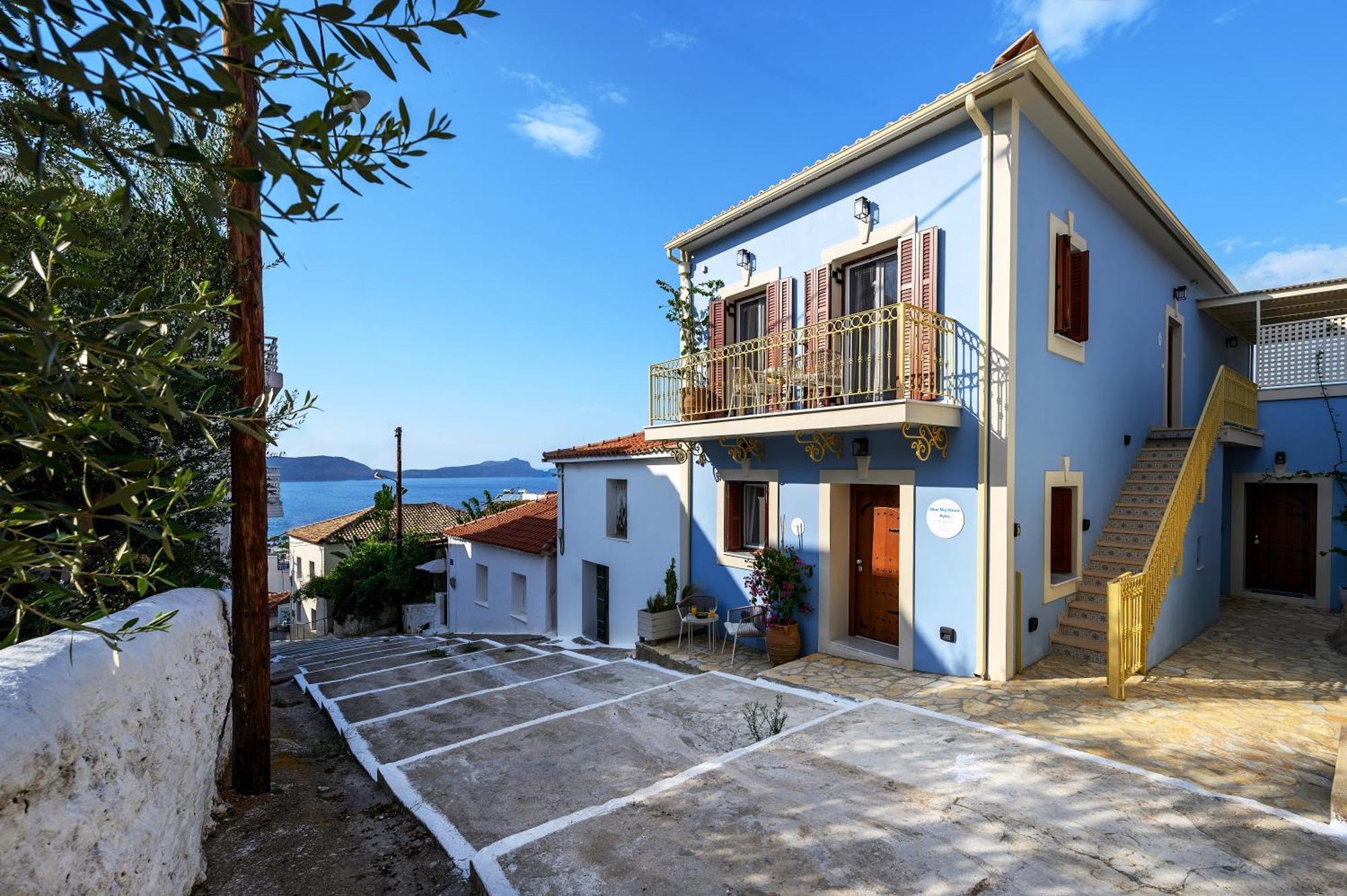 Blue Sky House Aparthotel Pylos Exterior photo